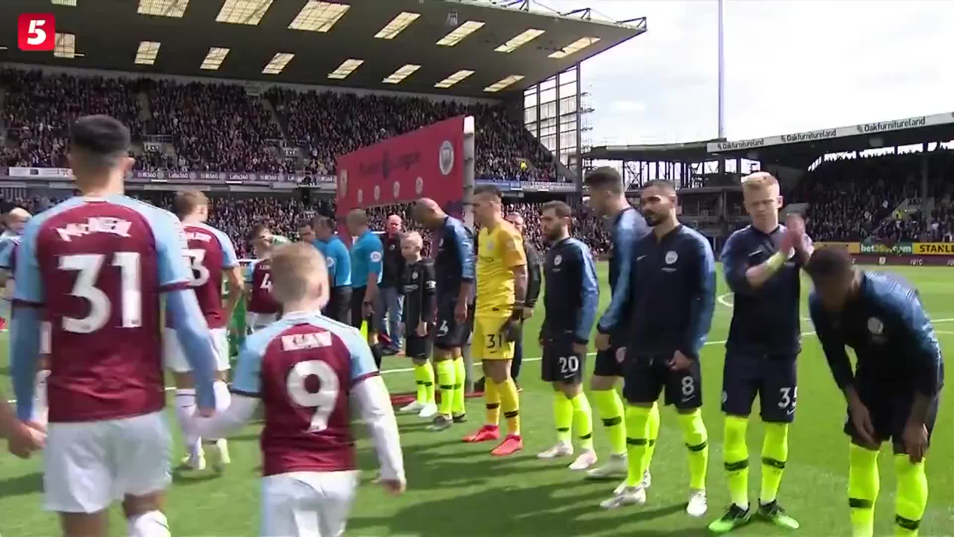 世界杯南美洲区外围赛：厄瓜多尔以1比1逼和巴西